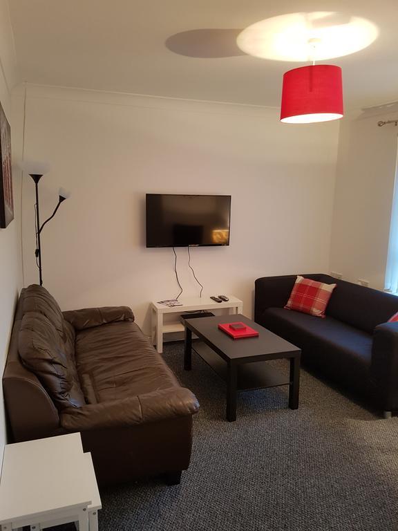 Bathgate Contractor And Business Apartment Kültér fotó